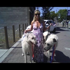 Meet your Posher, Carol